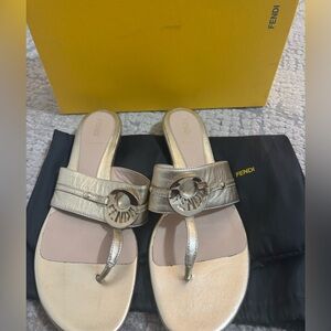Fendi Women's Gold Sandals size 40 infradito Napa laminata